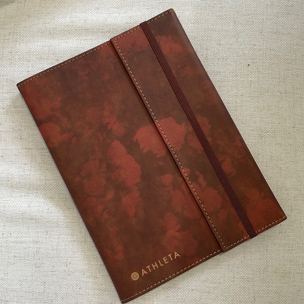 ATHLETA NOTEBOOK